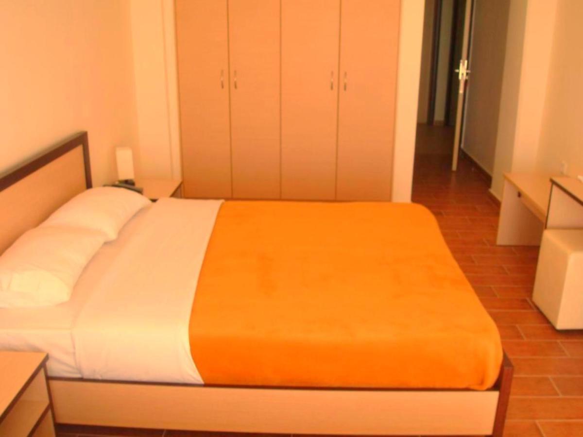 Hotel Victoria กิลกิส ภายนอก รูปภาพ